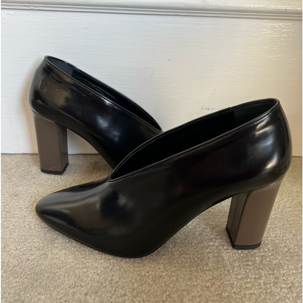NWOT Via Spiga Baran Leather Pumps